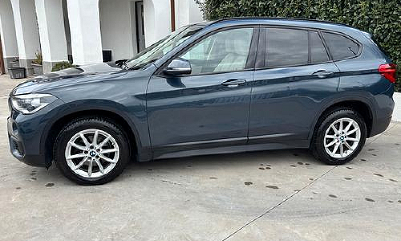 Bmw X1 Xdrive18D Bus...