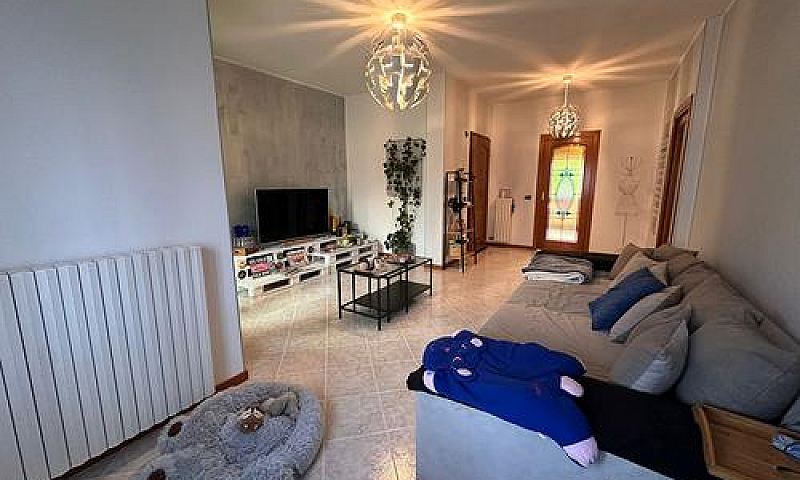 Appartamento In Trif...