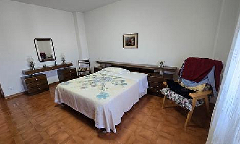 Tre Camere Da Letto,...