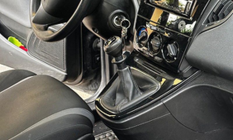Lancia Ypsilon Neopa...