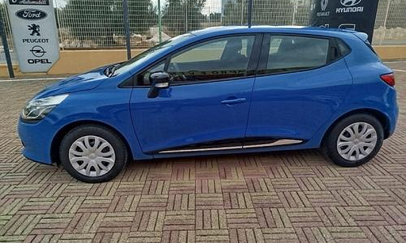 Renault Clio 1.2 75C...