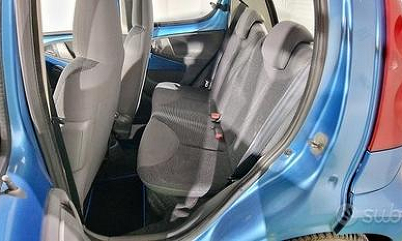 Peugeot 107 1.0 68 C...