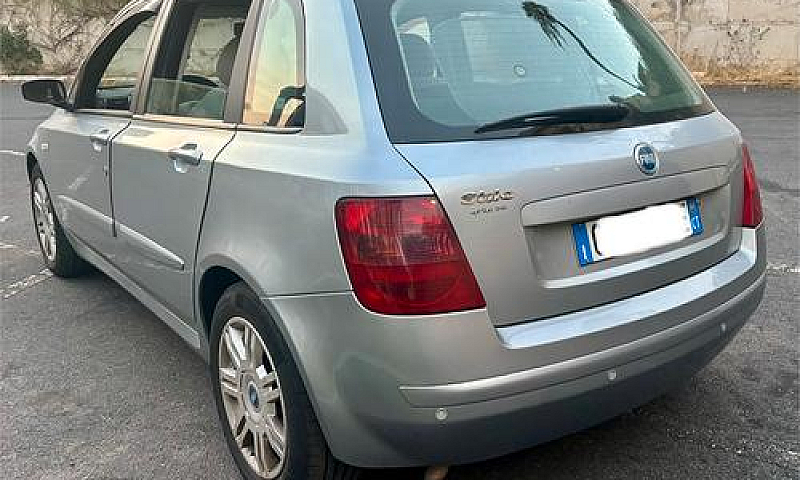 Auto Fiat Stilo...