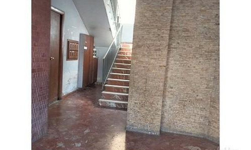 Piazza Torrelunga Ri...