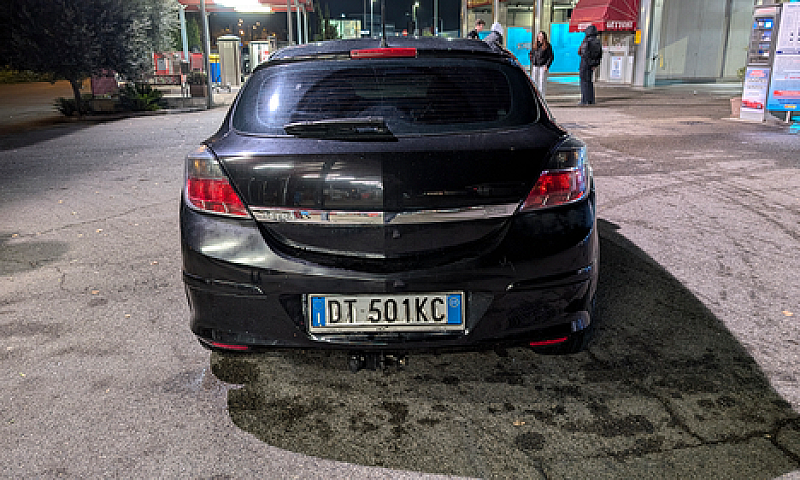 Opel Astra H Gtc...