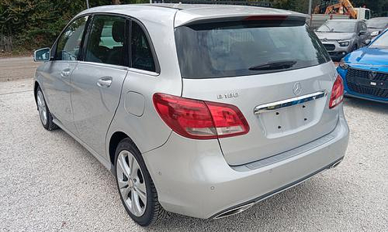Mercedes-Benz B 180 ...