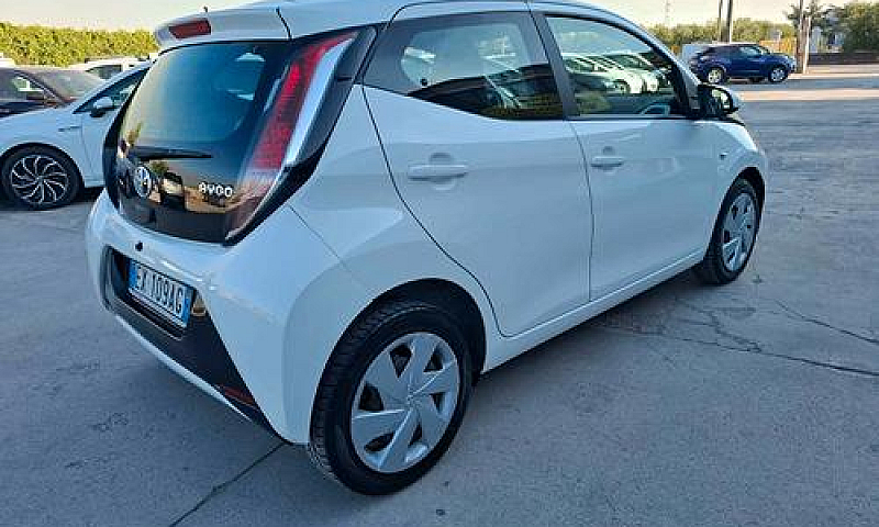 Toyota Aygo 1.0 Benz...