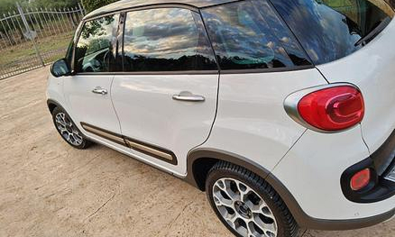 Fiat 500L...