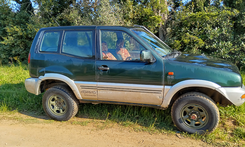 Nissan Terrano 2...