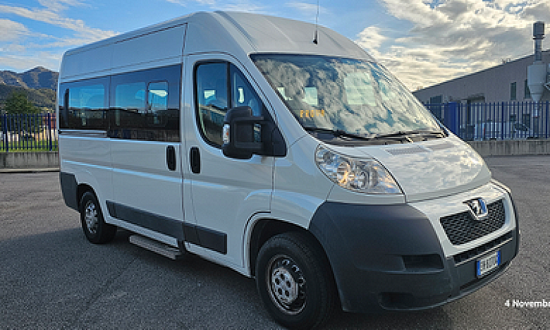Peugeot Boxer 2.2Hdi...