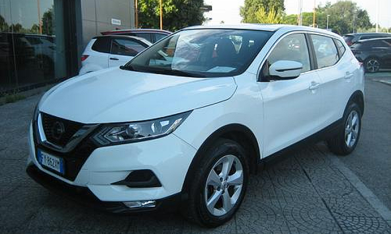 Nissan Qashqai 1.5 D...