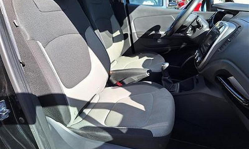 Renault Captur 0.9 T...