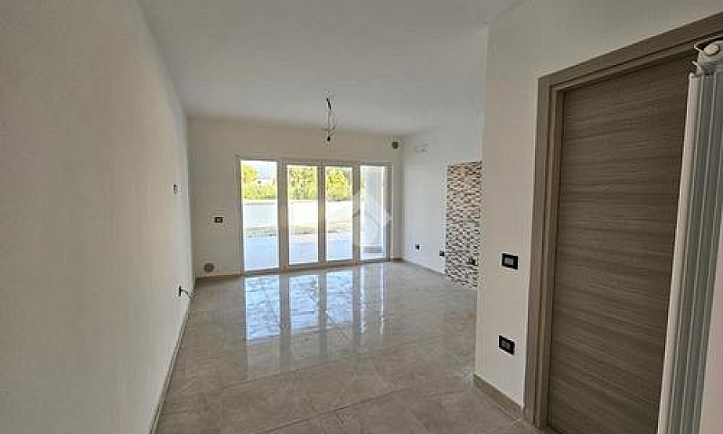 3 Locali A Foligno...