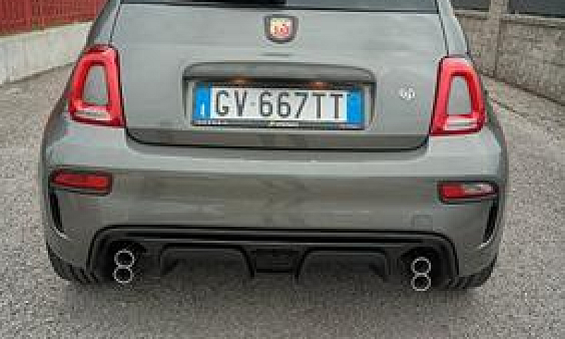 Abarth 695 1.4 Turbo...