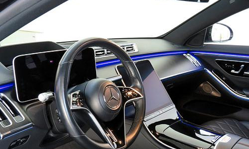 Mercedes-Benz 400 D ...