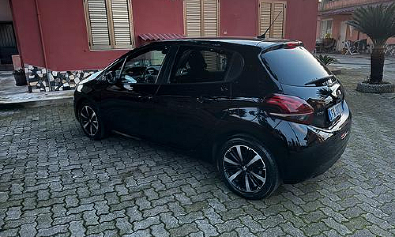 Peugeot 208 Bluehdi ...