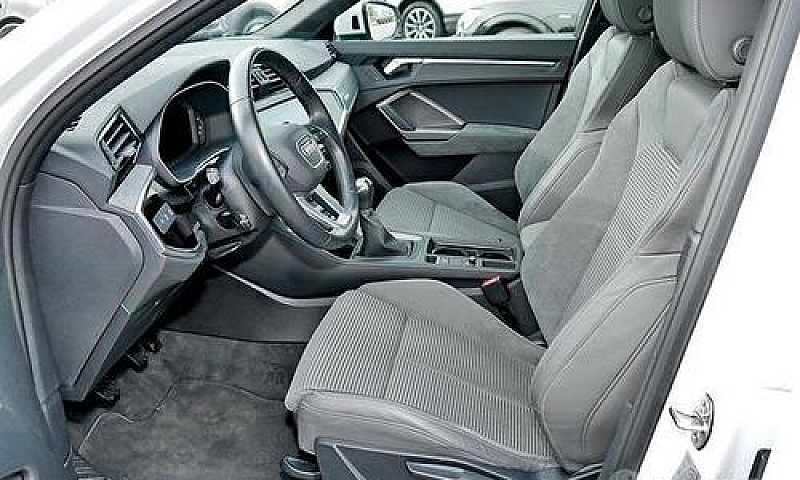 Audi Q3 Sportback...