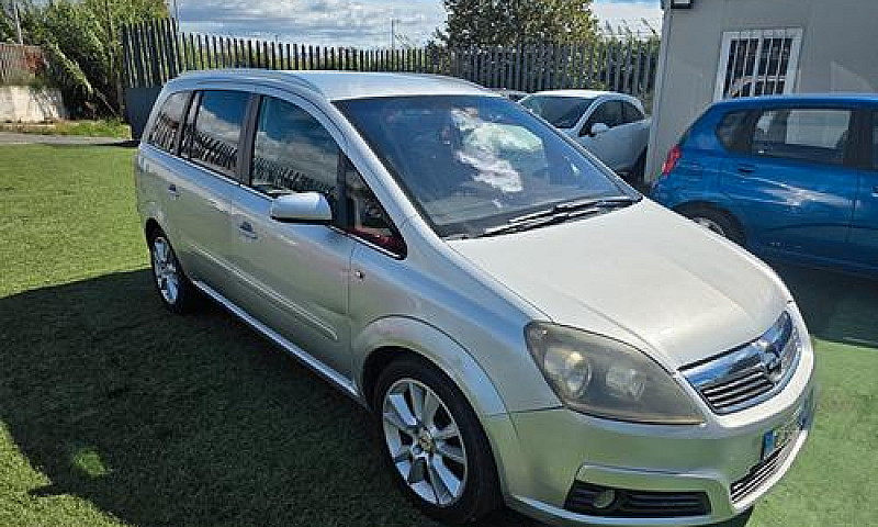 Opel Zafira 1.9 Cdti...