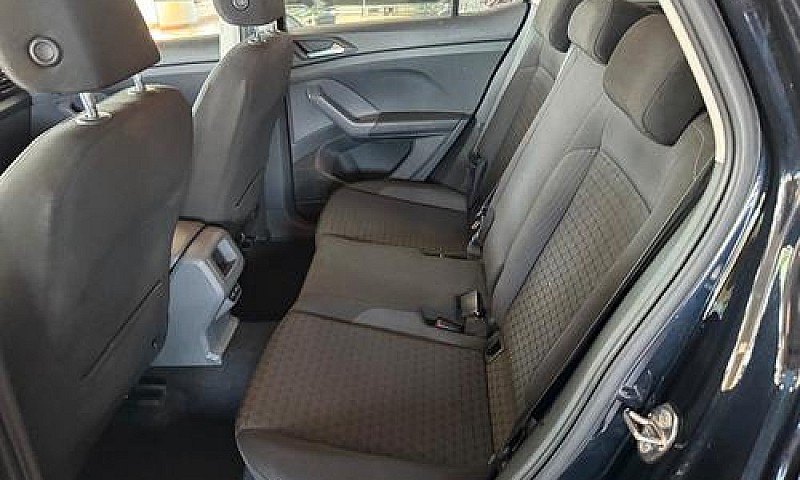 Volkswagen T-Cross 1...