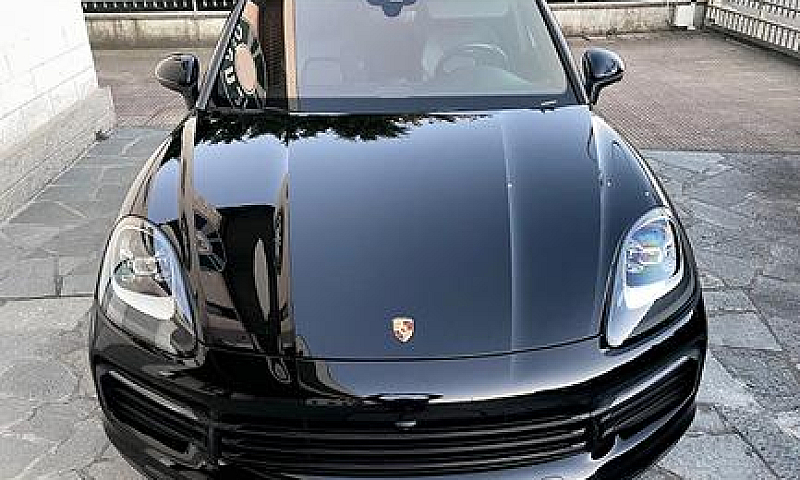 Porsche Cayenne Coup...