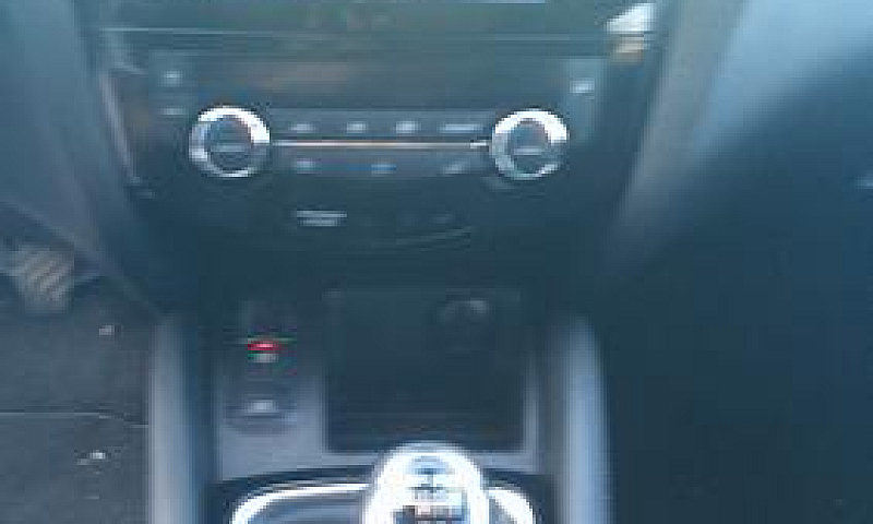 Nissan Qashqai 1.3 D...