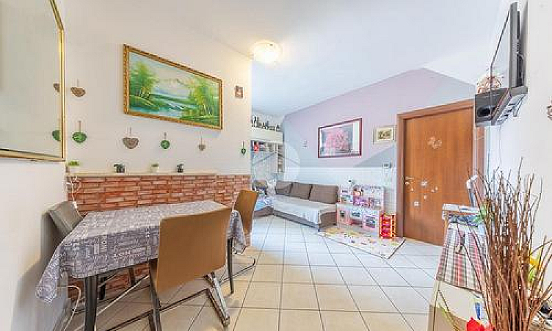 2 Locali A Tivoli...