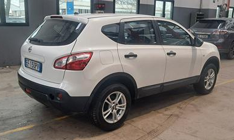 Nissan Qashqai 1.6 1...