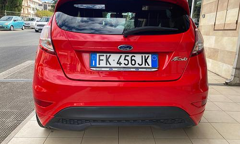 Ford Fiesta 1.5 Tdci...