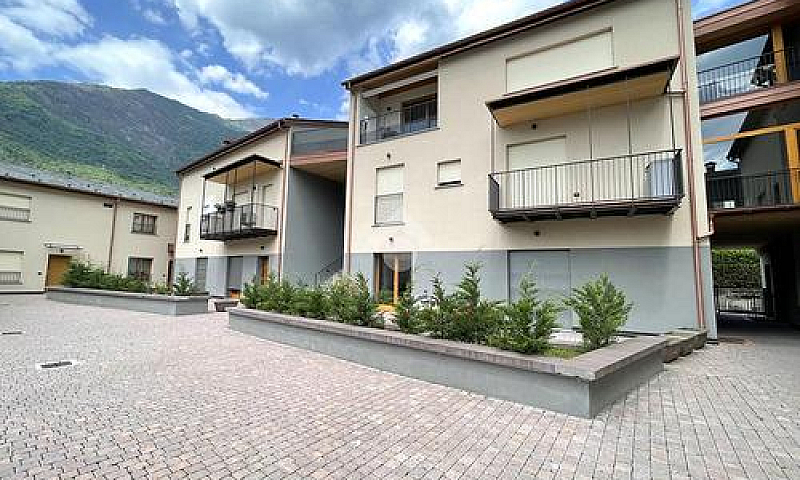 2 Locali A Tirano...