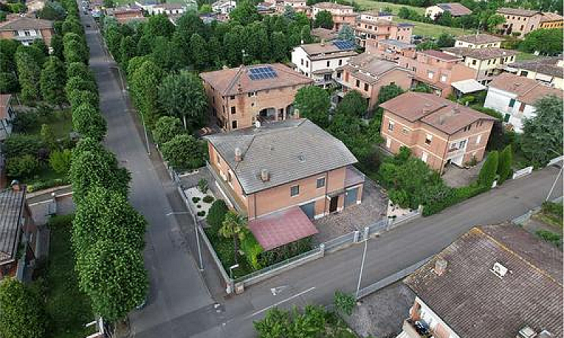 Ampio Appartamento C...