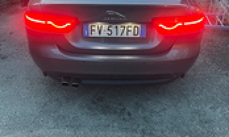 Jaguar Xe...
