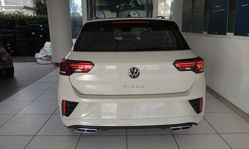 Volkswagen T-Roc 1.0...