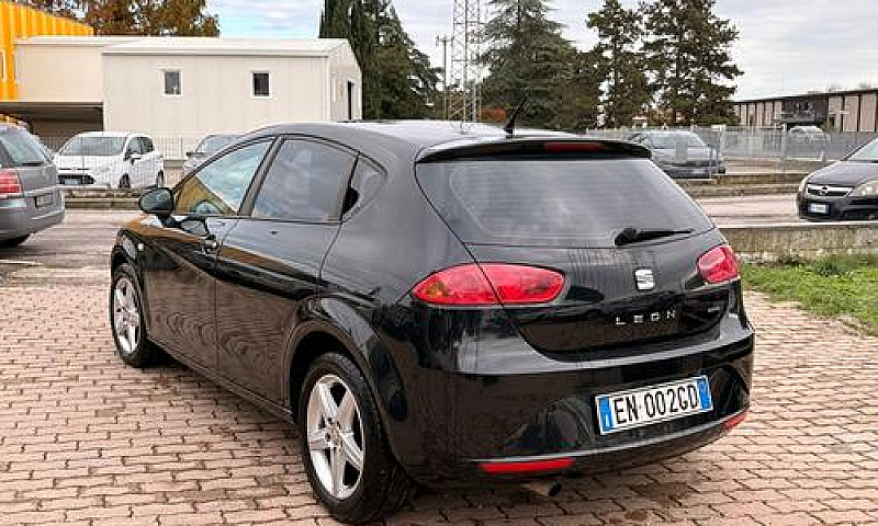 Seat Leon 1.6 Tdi 90...
