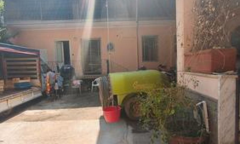 Palazzo Frattamaggio...