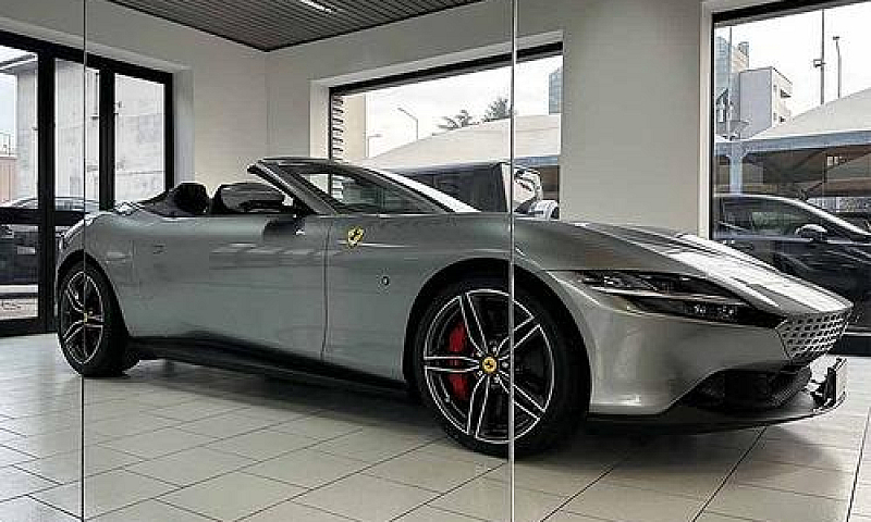 Ferrari Roma Spider ...