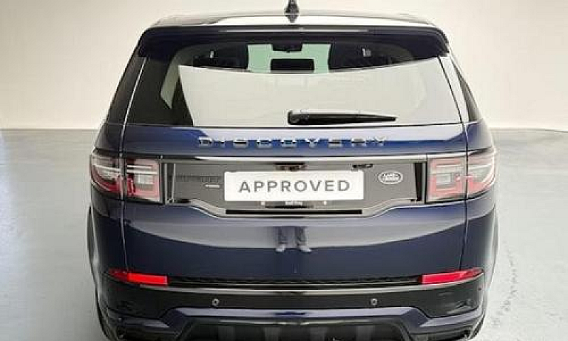 Land Rover Discovery...
