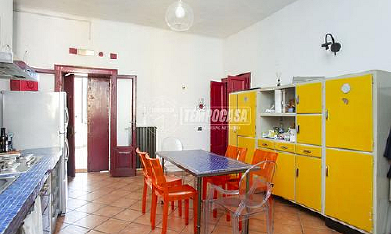 3 Locali Piano Alto...