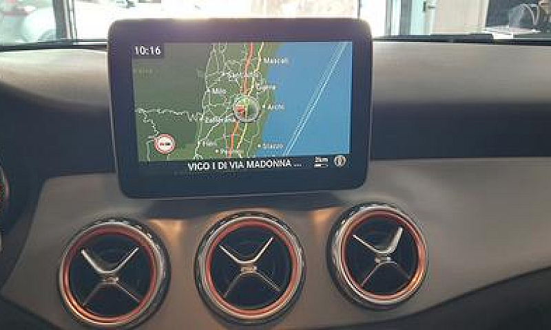 Mercedes-Benz Gla 22...