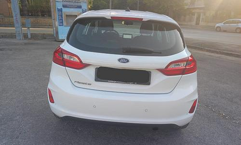 Ford Fiesta 1.5 Tdci...