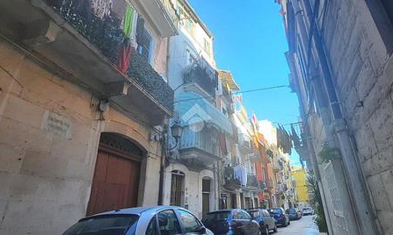 2 Locali A Barletta...