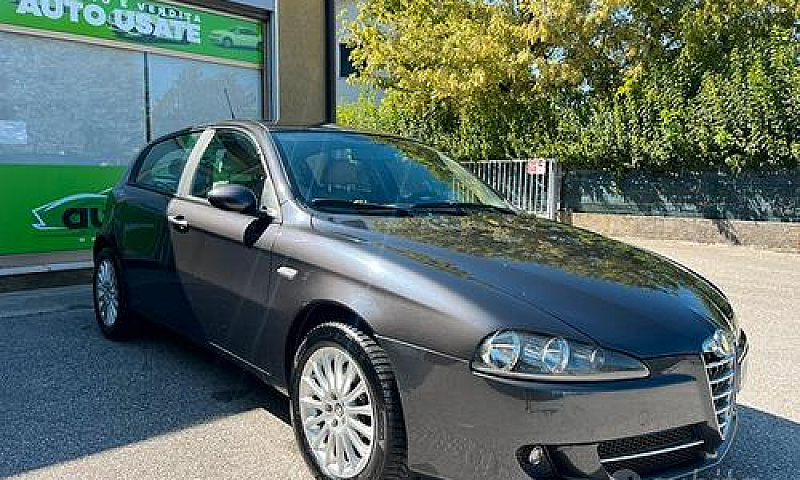 Alfa Romeo 147 1.6 G...
