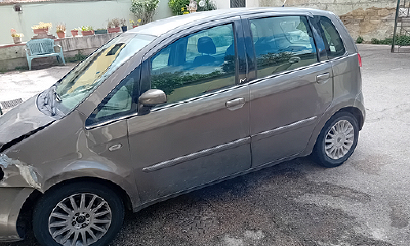Lancia Musa Leggi...