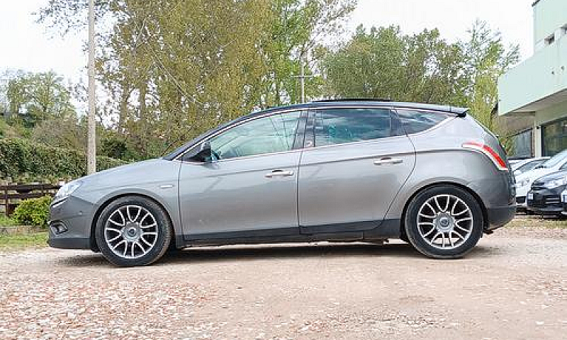 Lancia Delta 1.6 Mjt...