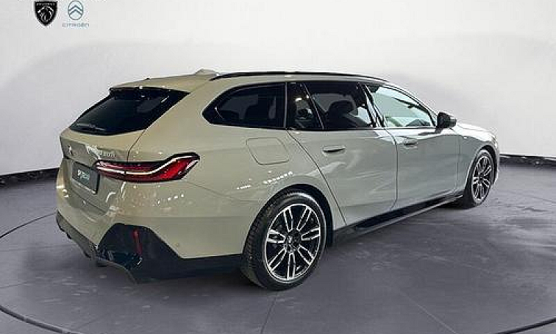 Bmw Serie 5 520D 48V...