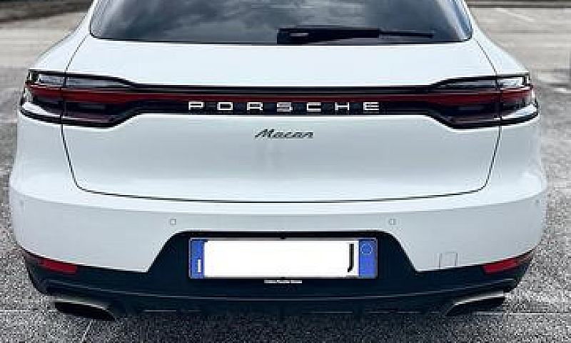 Porsche Macan 2.0 24...