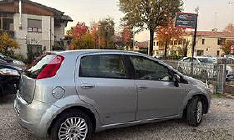 Fiat Grande Punto 1....