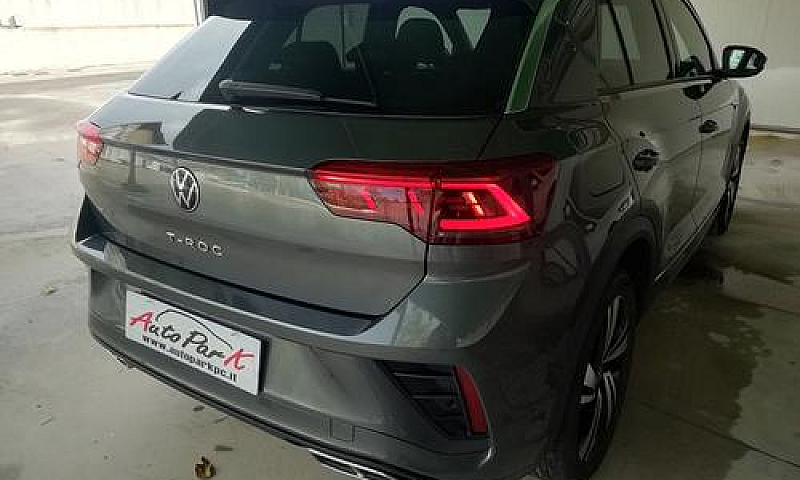 Volkswagen T-Roc 1.5...