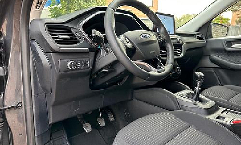 Ford Kuga 1.5 Ecoblu...