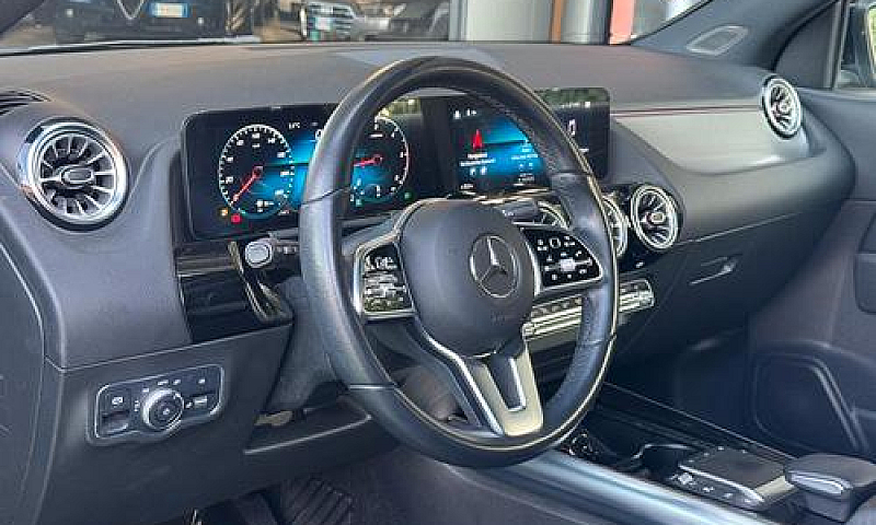 Mercedes-Benz Gla 22...