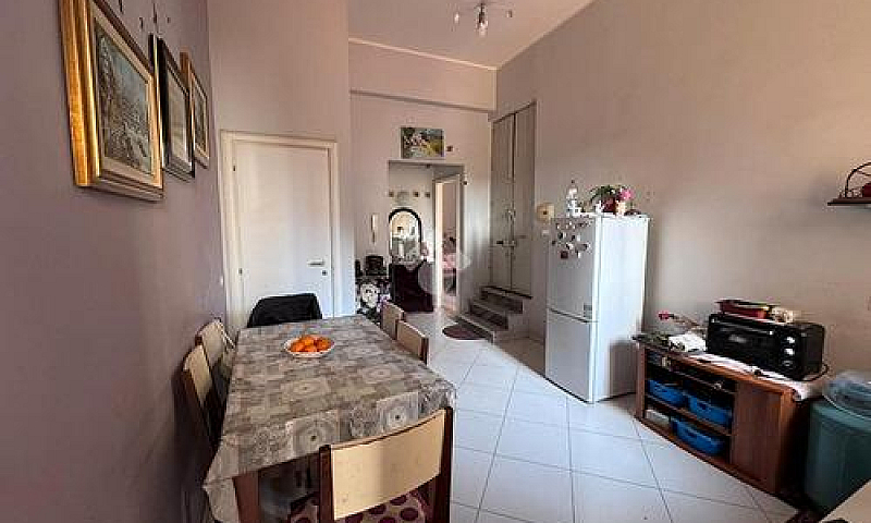 2 Locali A Catania...